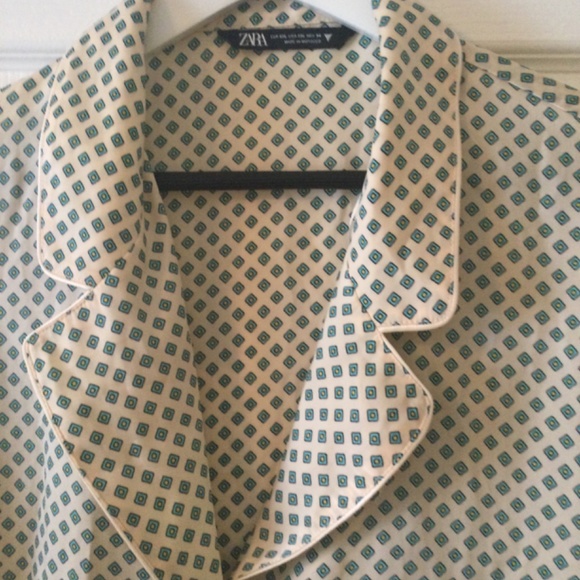 ZARA Blouse - Picture 2 of 6